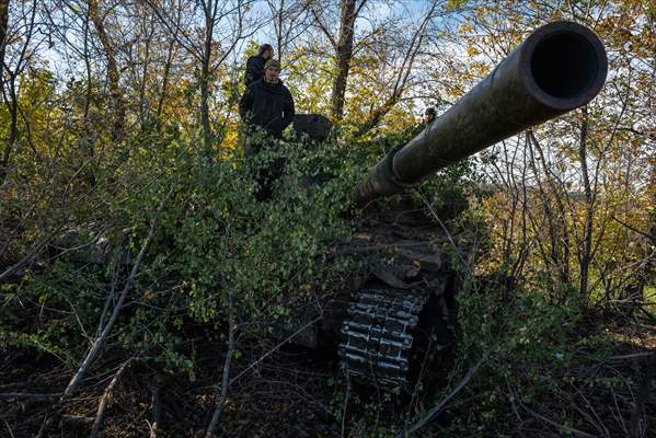 Ukrainian tank crew on the frontline in Bakhmut