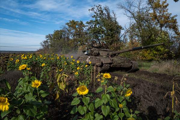 Ukrainian tank crew on the frontline in Bakhmut