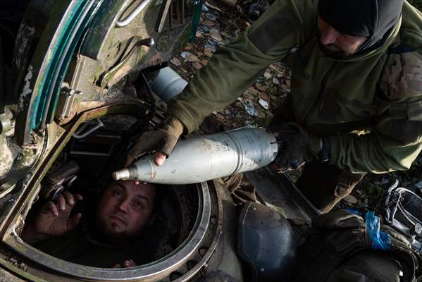 Ukrainian tank crew on the frontline in Bakhmut