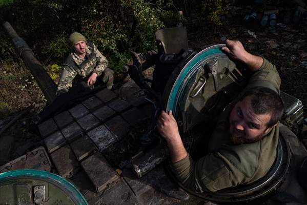 Ukrainian tank crew on the frontline in Bakhmut