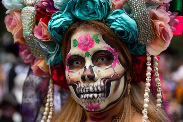 Catrinas Parade in Mexico City - Day of the Dead celebrations