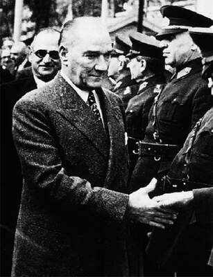 Mustafa Kemal Atatürk