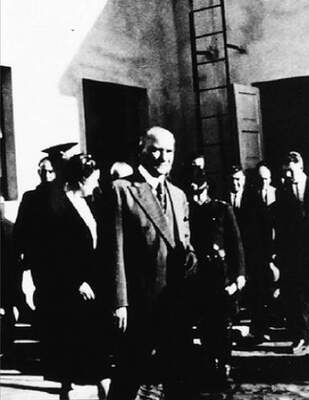 Mustafa Kemal Atatürk