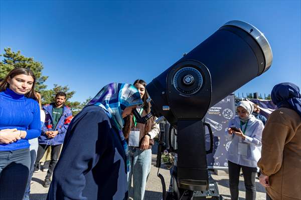 Erzurum'da güneş tutulması gözlemlendi