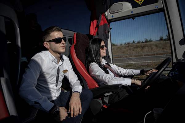 "Serenay kaptan" şehirler arasında mekik dokuyor