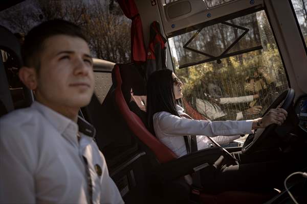 "Serenay kaptan" şehirler arasında mekik dokuyor