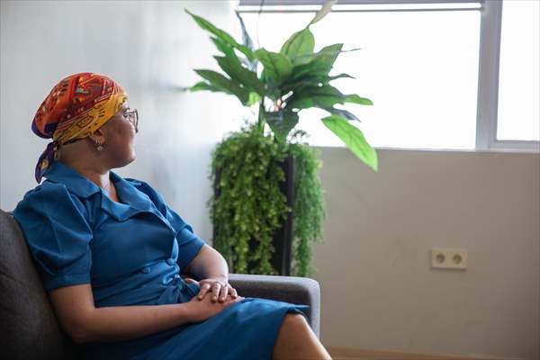 Doktor çiftin aşkı kansere meydan okuyor