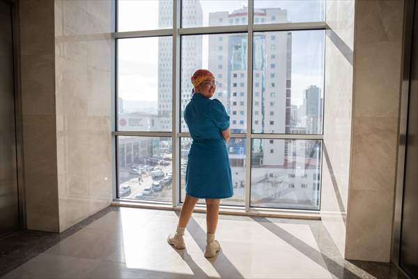 Doktor çiftin aşkı kansere meydan okuyor