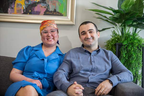 Doktor çiftin aşkı kansere meydan okuyor