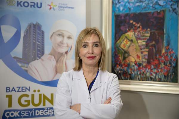 Doktor çiftin aşkı kansere meydan okuyor