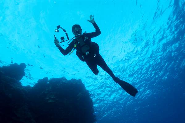 Underwater DOP dives with amputee person in Red Sea