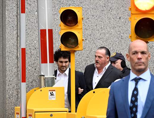 Sam Bankman-Fried released on $250 million bond after appearing in a US court