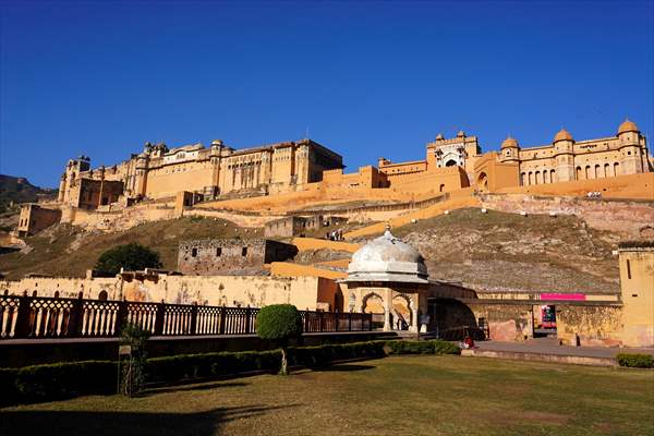 UNESCO World Heritage Site: Historical Amber Fort in India's Jaipur