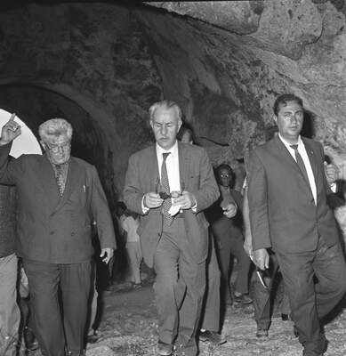 Başbakan Suat Hayri Ürgüplü