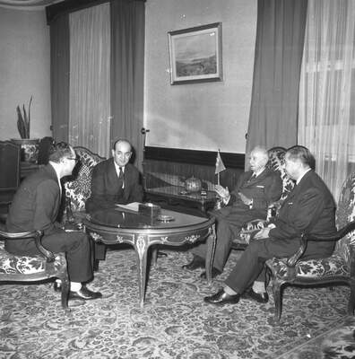 Başbakan İsmet İnönü