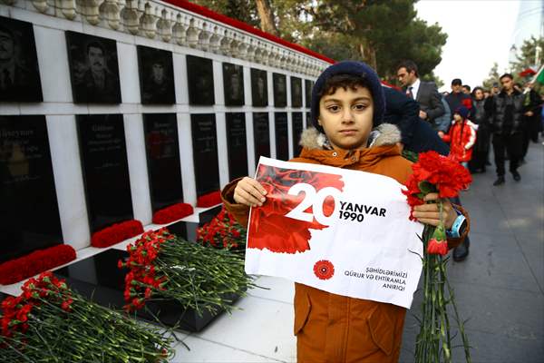 Azerbaycan'da "Kanlı Ocak" kurbanları anılıyor