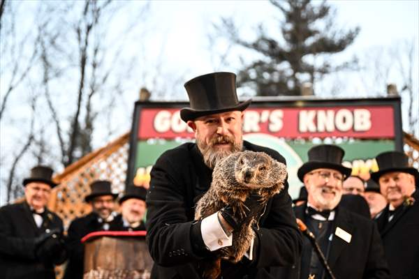 Groundhog Day 2023: Punxsutawney Phil says 6 more weeks winter