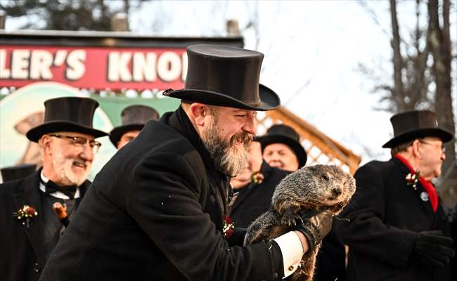 Groundhog Day 2023: Punxsutawney Phil says 6 more weeks winter
