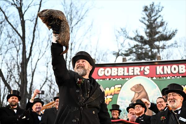 Groundhog Day 2023: Punxsutawney Phil says 6 more weeks winter
