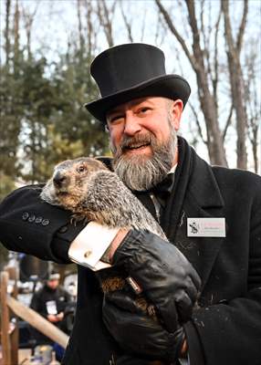 Groundhog Day 2023: Punxsutawney Phil says 6 more weeks winter
