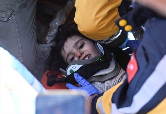 3,5 year-old girl rescued from rubble 103 hours after earthquakes in Turkiye