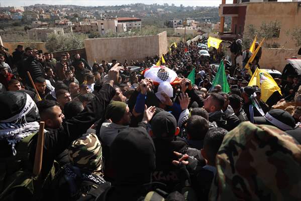 Batı Şeria'da Yahudi yerleşimci tarafından öldürülen Filistinlinin cenaze töreni