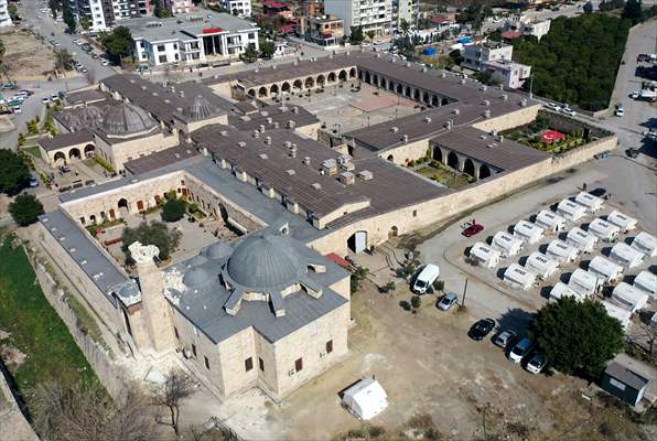 Mimar Sinan'ın inşa ettiği külliye depremzedelere sıcak yuva oldu