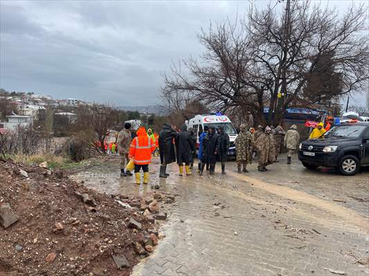 Adıyaman'ın Tut ilçesindeki selde ölenlerin sayısı 2'ye yükseldi