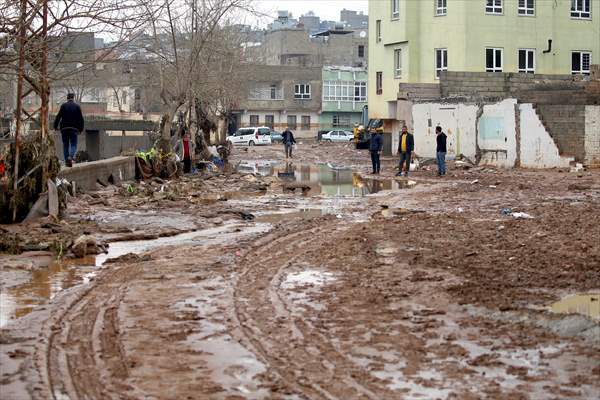 Houses and vehicles damaged in flood-affected Sanliurfa