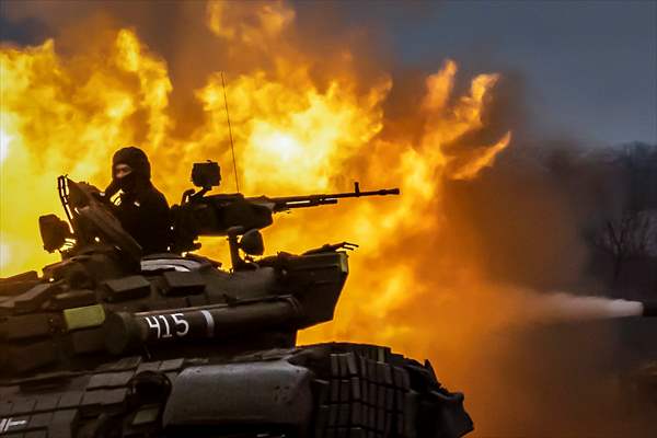 Ukrainian Army reinforces their tank brigade through firing practice in Zaporizhzhia
