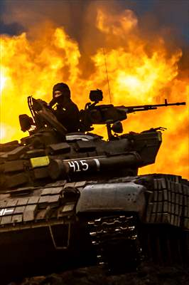 Ukrainian Army reinforces their tank brigade through firing practice in Zaporizhzhia