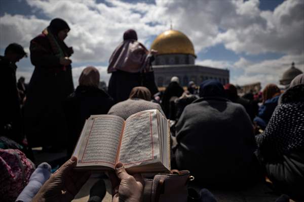 Second Friday prayer of Ramadan at Al-Aqsa
