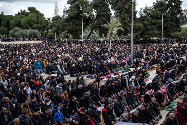 Second Friday prayer of Ramadan at Al-Aqsa