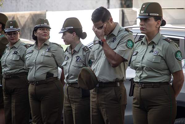 Chileans pay tribute to police officer killed by criminals