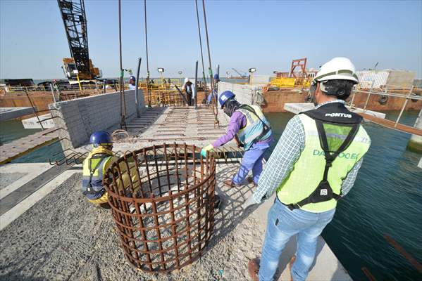 Orta Doğu'nun en büyük limanlarından Irak'taki Büyük Faw'ın inşaat çalışmaları devam ediyor