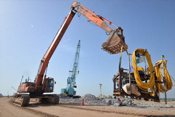 Orta Doğu'nun en büyük limanlarından Irak'taki Büyük Faw'ın inşaat çalışmaları devam ediyor