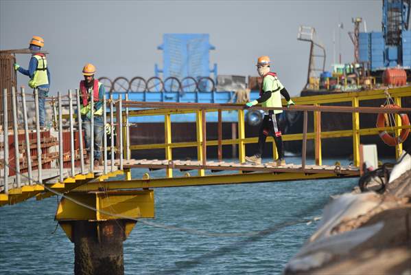 Orta Doğu'nun en büyük limanlarından Irak'taki Büyük Faw'ın inşaat çalışmaları devam ediyor