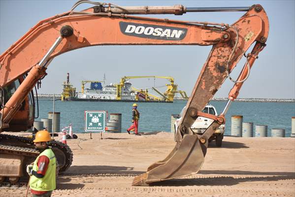 Orta Doğu'nun en büyük limanlarından Irak'taki Büyük Faw'ın inşaat çalışmaları devam ediyor