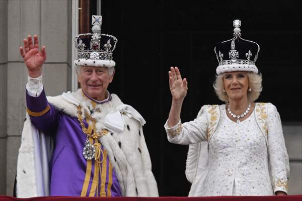 King Charles III and Queen Camilla make first balcony appearance after coronation