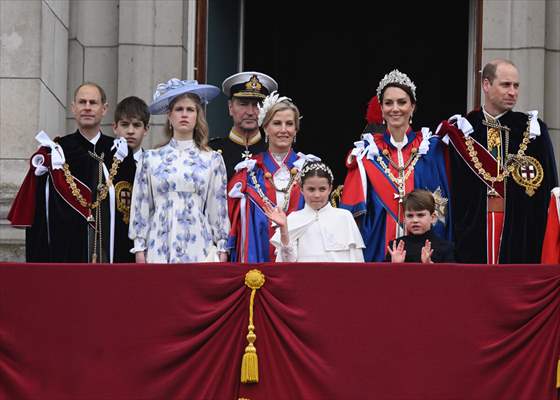 King Charles III and Queen Camilla make first balcony appearance after coronation