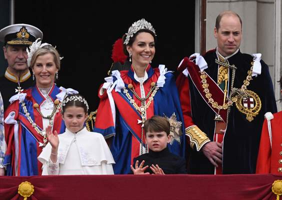 King Charles III and Queen Camilla make first balcony appearance after coronation