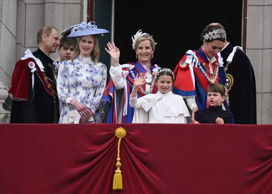 King Charles III and Queen Camilla make first balcony appearance after coronation