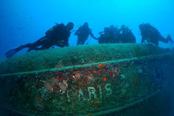 Savaşta batırılan Fransız gemisi 'Paris 2', Antalya'da dalış turizmine hizmet veriyor