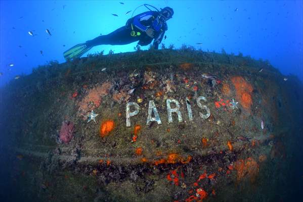 Savaşta batırılan Fransız gemisi 'Paris 2', Antalya'da dalış turizmine hizmet veriyor