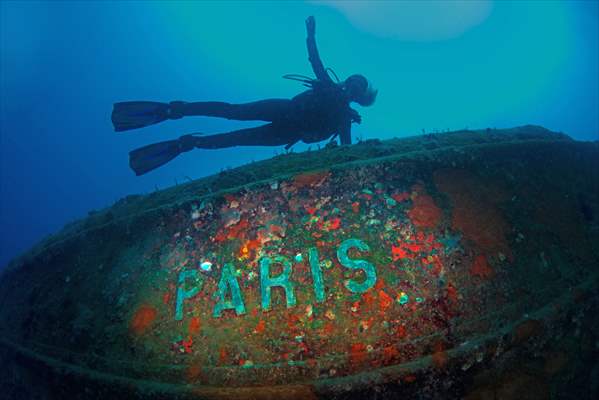 Savaşta batırılan Fransız gemisi 'Paris 2', Antalya'da dalış turizmine hizmet veriyor