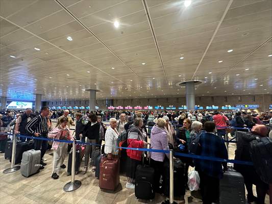 Ben Gurion Airport remains empty due to attacks by Palestinian factions in Israel