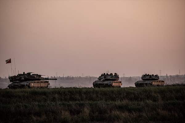 İsrail’in Gazze sınırında tank hareketliliği