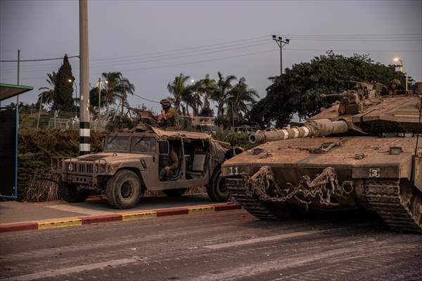 İsrail’in Gazze sınırında tank hareketliliği