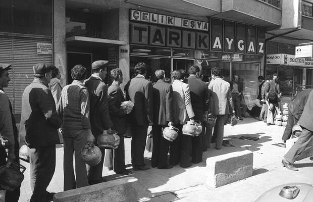 Halk tüp kuyruğunda