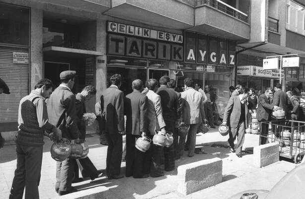 Halk tüp kuyruğunda